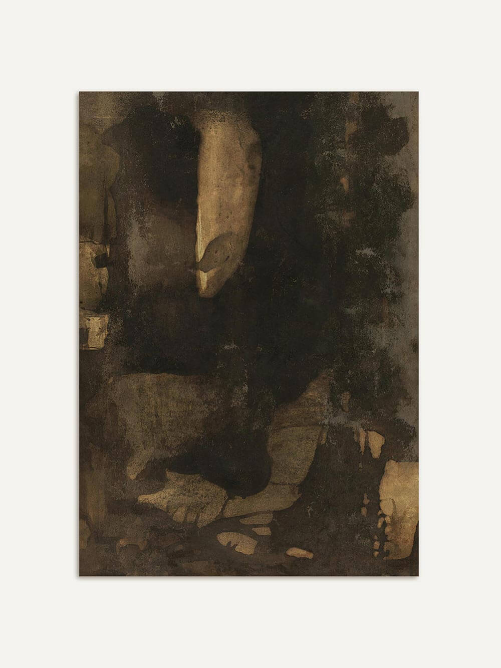 Abstrakter Kunstdruck in dunklen Braun-, Ocker- und Schwarztönen mit strukturierter Oberfläche und reduzierter Formsprache. Das Motiv wirkt zeitlos und ruhig und eignet sich als minimalistisches Wandbild im Wabi-Sabi Stil für moderne Wohnräume.