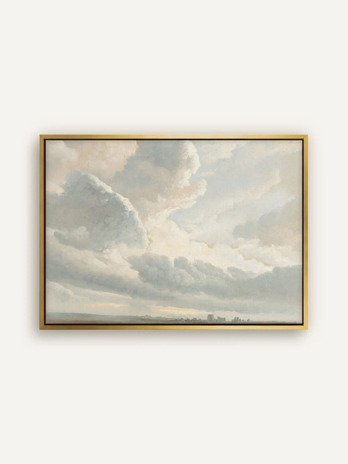 Leinwandbild mit Wolkenhimmel im goldenen Schattenfugenrahmen. Das Gold greift den gelben Lichtstreifen über dem Horizont und die warm beleuchteten Wolkenränder des Querformats auf. #Rahmen_Gold