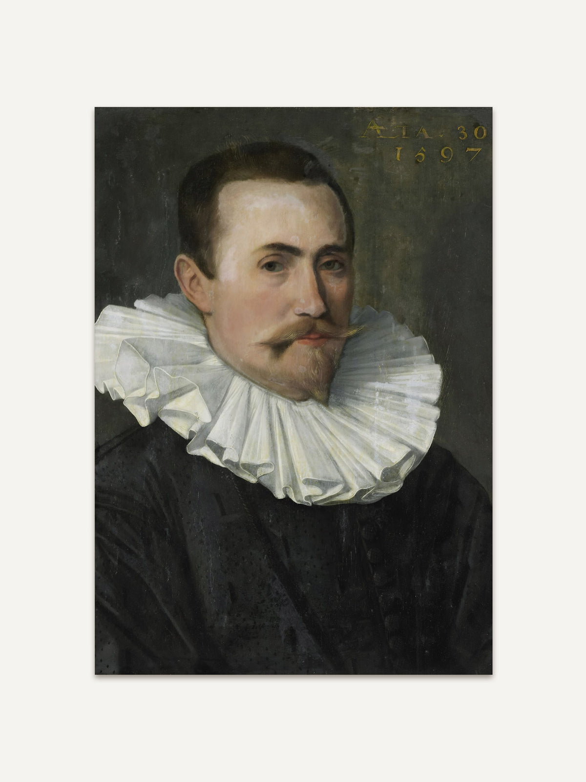 Renaissance-Porträt eines Mannes mit dunklem Gewand und weißem Kragen auf neutralem Hintergrund. Der Kunstdruck strahlt eine stille Würde und alte Meisterlichkeit aus. #Rahmen_Ohne Rahmen
