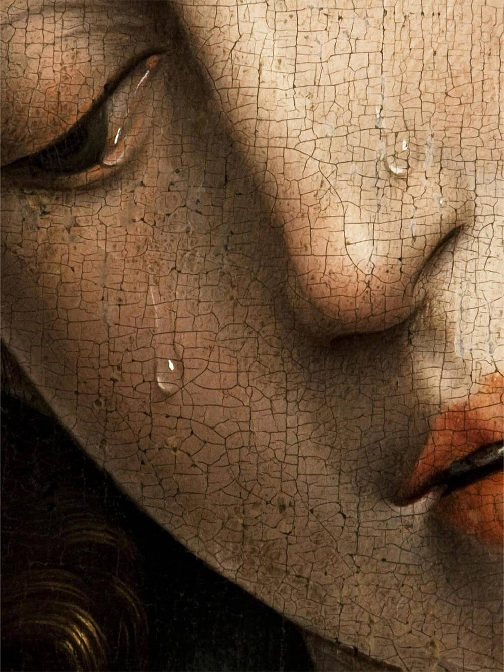 Fein gemaltes Frauengesicht mit sichtbarer Craquelé-Textur und Tränen. Die detailreiche Maltechnik und natürliche Farbgebung verleihen dem Druck Authentizität und emotionale Tiefe.