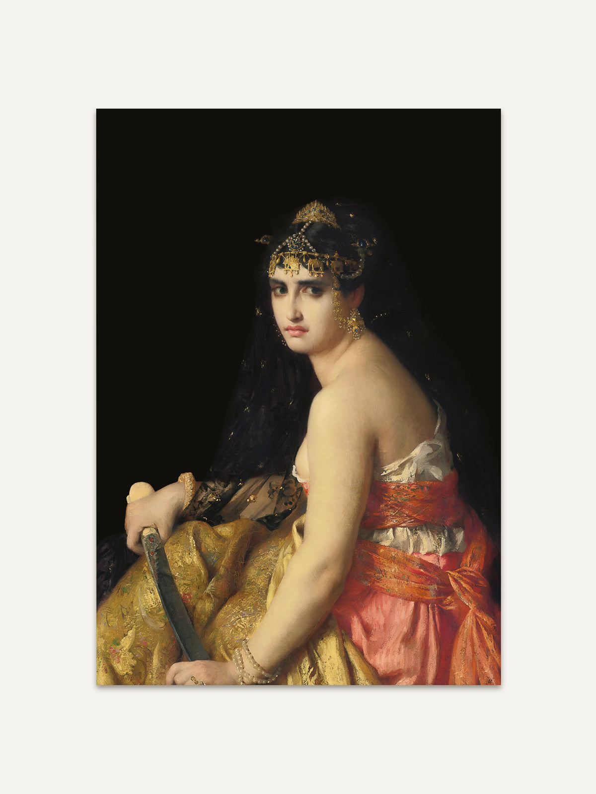 Dark Academia Kunstdruck mit Judith in goldenem Kopfschmuck und rot-goldenem Kleid, ein Schwert haltend, vor tiefschwarzem Hintergrund. Das Wandbild eignet sich für Wohn- und Schlafzimmer. #Rahmen_Ohne Rahmen