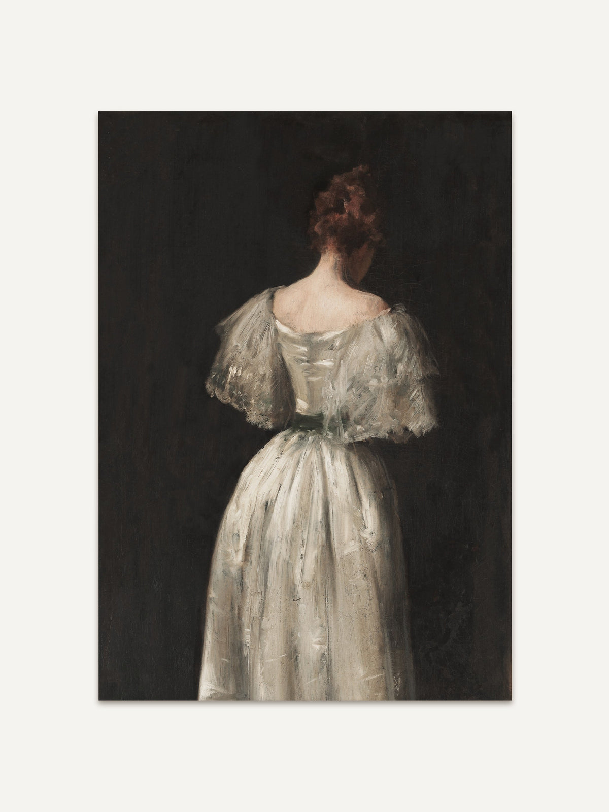 Kunstdruck eines Gemäldes, das den Rücken einer Frau in einem weißen, bodenlangen Kleid zeigt, vor einem dunklen Hintergrund. Die Frau steht aufrecht, der Stil des Bildes vermittelt eine klassische, ruhige Eleganz. #Rahmen_Ohne Rahmen