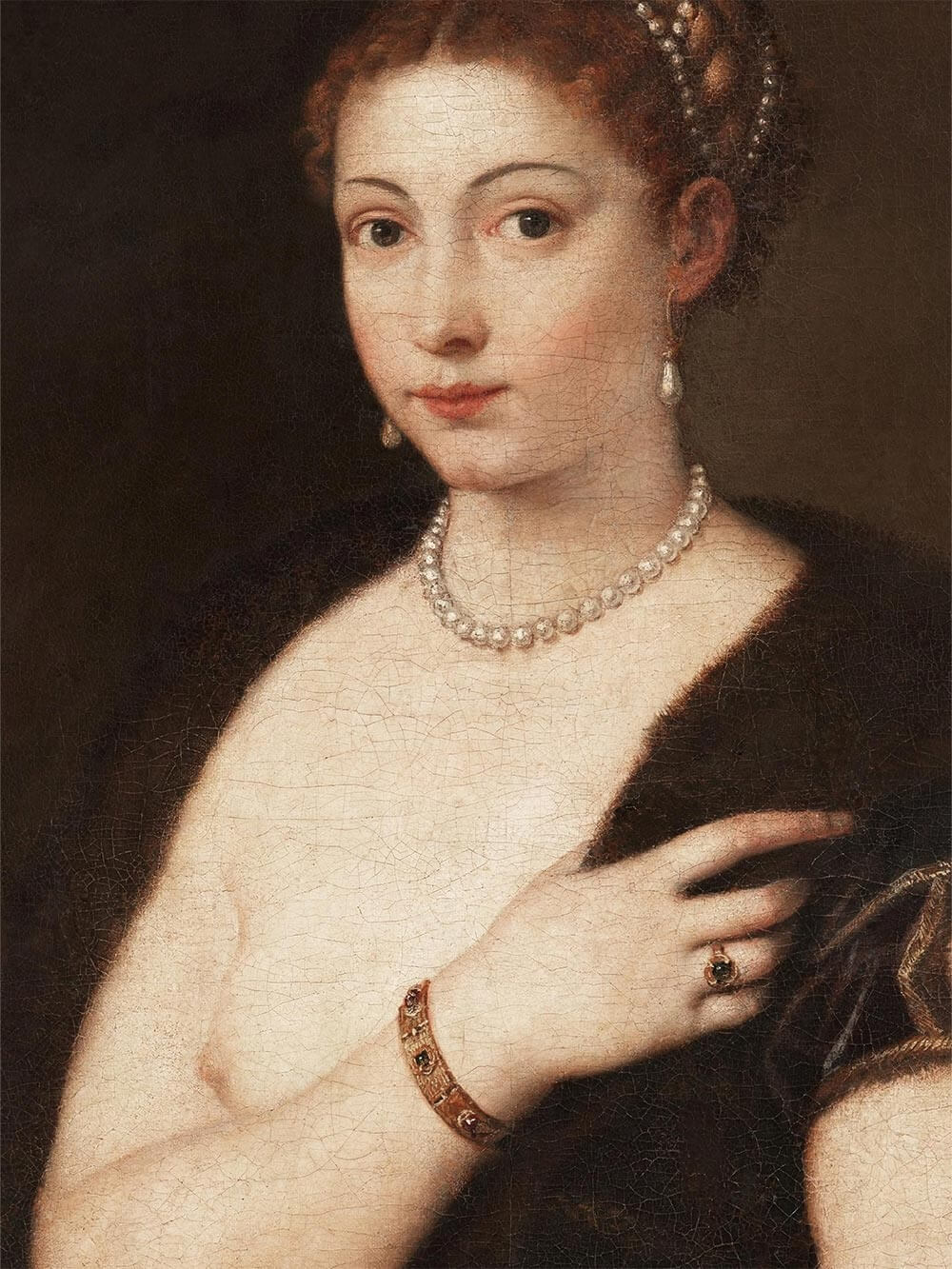 Nahaufnahme zeigt die feine Malkunst der Renaissance mit Perlen, goldenen Details und sanfter Lichtführung. Authentische Textur und dezente Farbnuancen für kunstvolle Raumgestaltung.