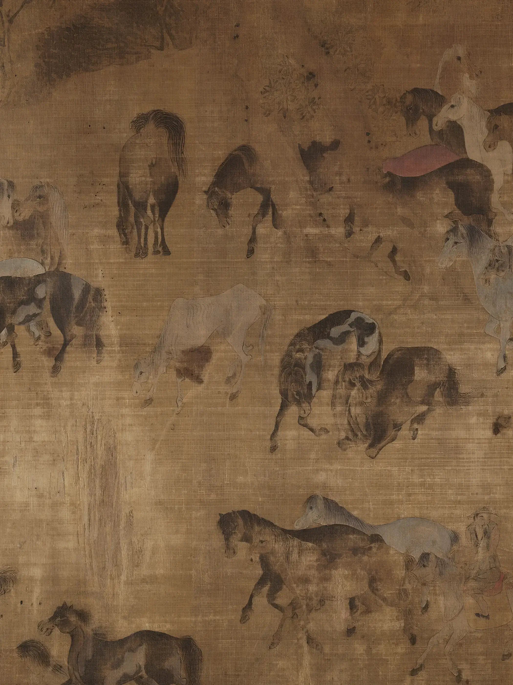 Detail eines Pferdemotivs mit sanften Schattierungen und natürlicher Patina auf beigebraunem Grund. Die reduzierte Farbpalette und die feine Struktur betonen den minimalistischen Charakter des Wandbilds im asiatisch inspirierten Stil.