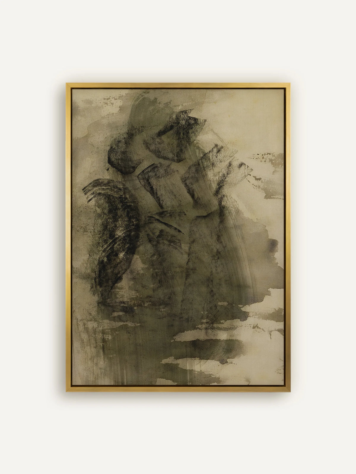 Abstraktes Leinwandbild mit dunklen, kreidigen Pinselspuren in Oliv und Schwarz auf hellem Sandton im Schattenfugenrahmen in Gold. Wabi Sabi Wandbild nach Carel Adolph Lion Cachet. #Rahmen_Gold