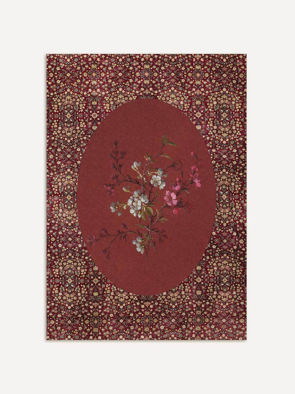 Roter floraler Kunstdruck mit zartem Blütenzweig in ovaler Komposition. Der Hintergrund zeigt ein detailreiches Muster im Vintage-Stil mit goldenen Blütenmotiven.