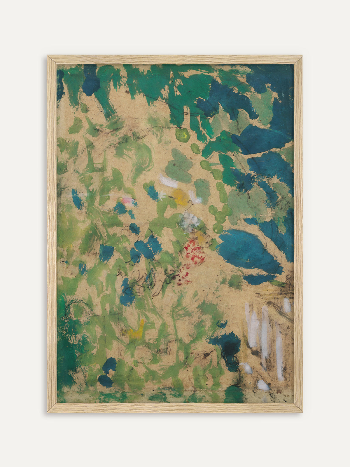 Kunstdruck, der eine abstrakte Gartenlandschaft in Grün, Petrol und Sandtönen zeigt, durchsetzt von kleinen roten, gelben und rosa Farbtupfern. Der helle Holzrahmen passt zu den sandigen Tönen und gibt dem Bild eine ruhige Japandi Note. #Rahmen_Helles Holz