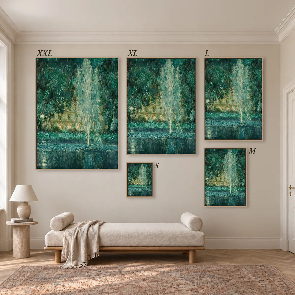 Größenübersicht der fünf Leinwandformate S bis XXL im Raum, von 34 × 44 cm bis 105 × 143 cm.