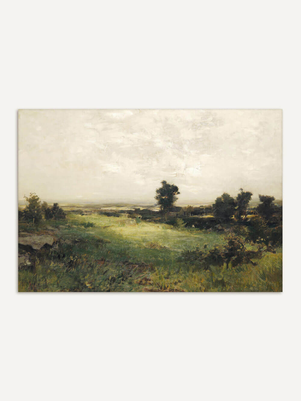 Vintage Landschaftskunstdruck mit sanften grünen Wiesen und Bäumen unter einem bewölkten Himmel. Das Bild zeigt eine friedliche, weite Landschaft mit Blick auf das Housatonic Valley. Ideal für Wohnzimmer, Schlafzimmer oder Esszimmer und verleiht jedem Raum eine beruhigende Atmosphäre.