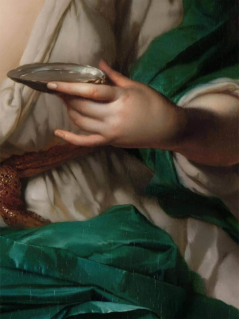 Nahaufnahme des barocken Gemäldes mit Fokus auf Hand, Schale und smaragdgrünen Falten. Die feine Textur und Lichtführung betonen die Tiefe und Qualität des hochwertigen Kunstdrucks.