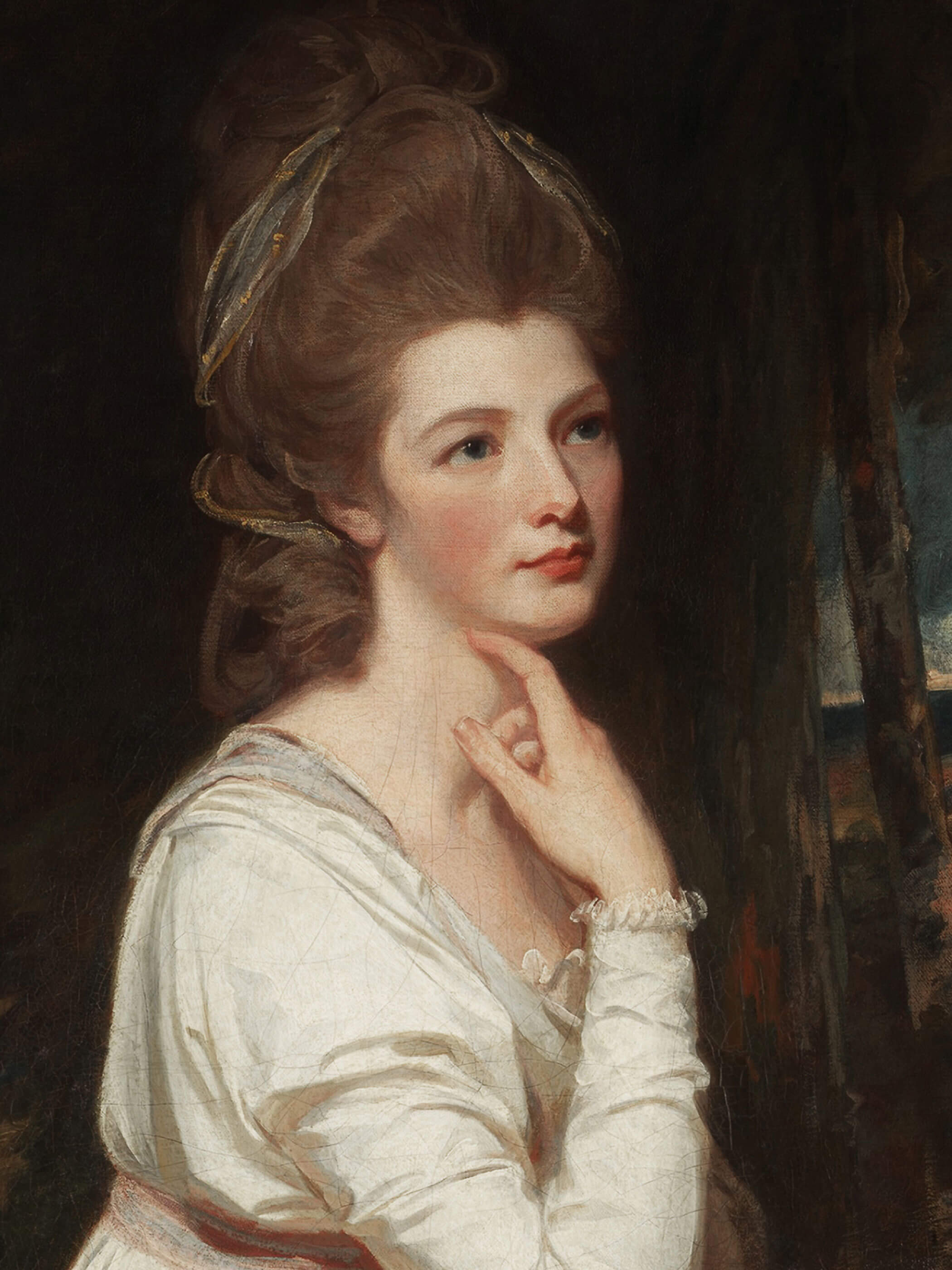 Nahaufnahme eines klassischen Gemäldes von Lady Elizabeth Stanley, die in einem weißen Kleid sitzt und den Kopf mit einer Hand stützt, umgeben von einem dunklen, natürlichen Hintergrund